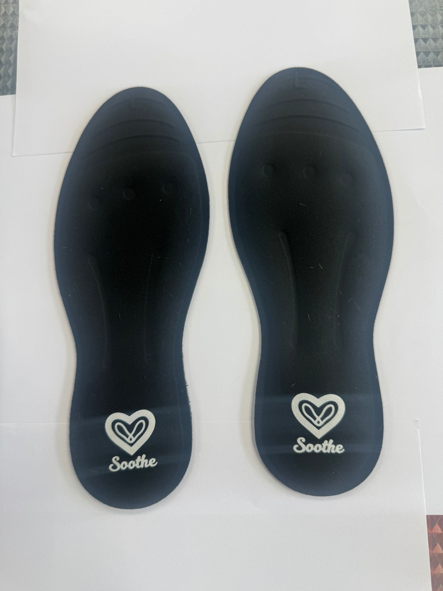 Soothe Liquid Orthotic Massaging Insoles - Image 3